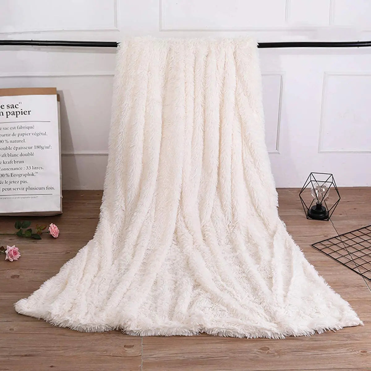 Couverture d'Hiver en Peluche à Deux Couches - Chaude et Confortable